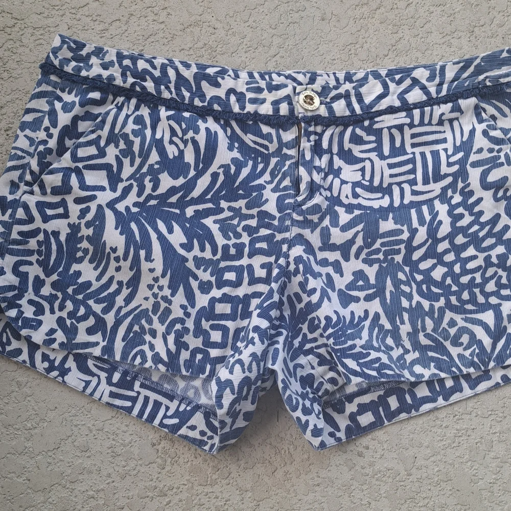 Lilly Pulitzer Navy & White Printed High-Waist Shorts
